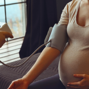 Anaemia and hypertension during pregnancy: could riboflavin deficiency be implicated?